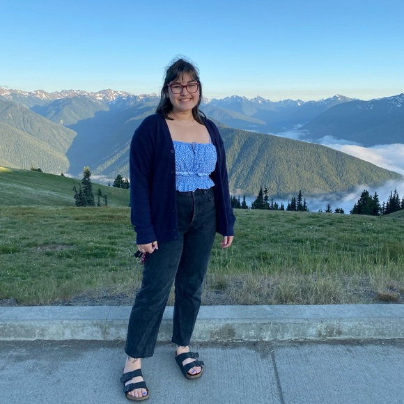 Meet your Posher, Sam - Picture 2 of 4